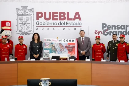 Gobierno del estado y Lotería nacional presentan billete del 5 de mayo