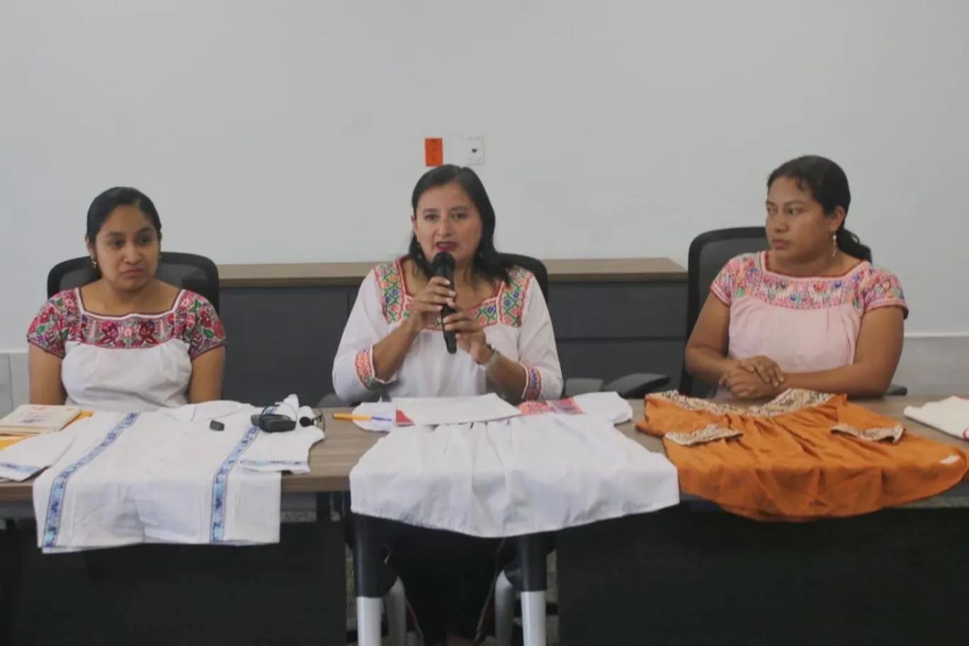 Promueve Congreso encuentro cultural “Tejiendo Nuestras Vidas”