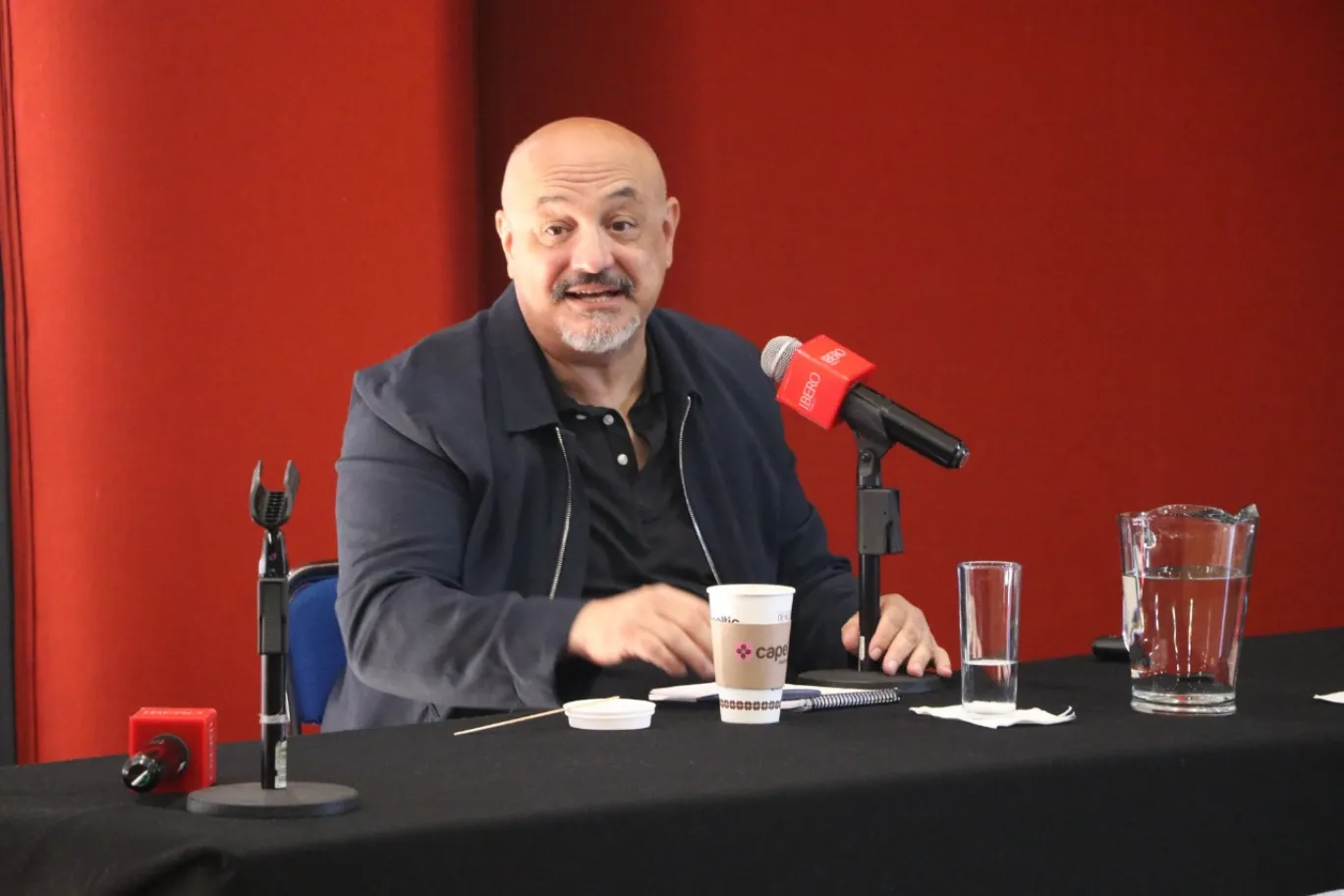 Redes sociales no reducen la atención, la convierten en ansiedad: Dr. Daniel Saur