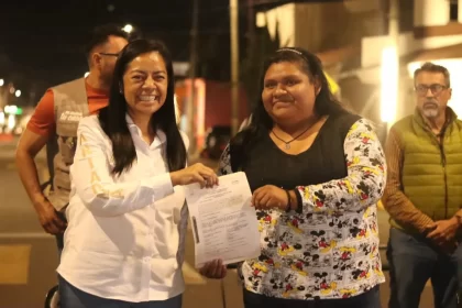 Ariadna Ayala presidenta de Atlixco, inaugura rehabilitación de avenida Xalpatlaco