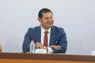 Alejandro Armenta dio a conocer movimientos en su gabinete