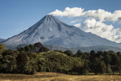 Volcán de Colima: se mantiene alerta por desgasificación pasiva este 22 de mayo