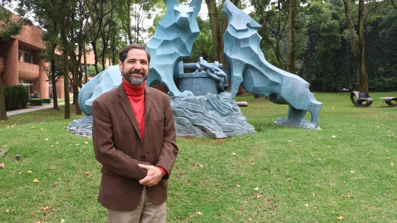 Anuncia IBERO como nuevo rector a Alejandro Guevara Sanginés