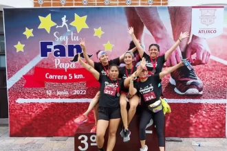 Ariadna Ayala Presidenta de Atlixco celebra a papá con carrera familiar