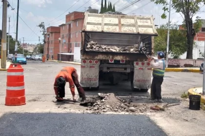 Campaña Capitalina Bacheando Puebla fortalece la infraestructura vial de la capital