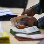 Candidato ganador, preso por presunto abuso sexual, aún puede ser elegible