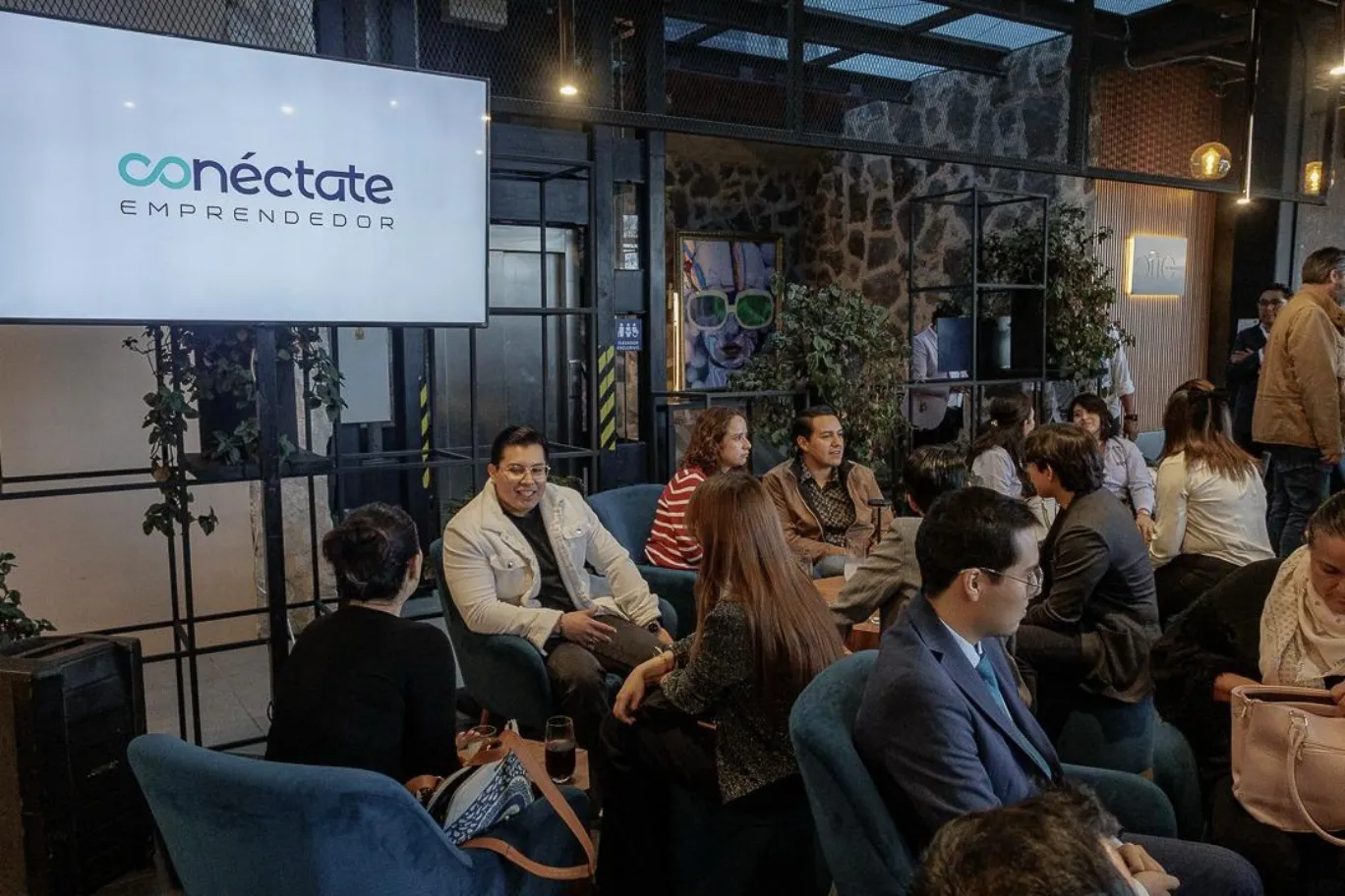 Celebra Gobierno de la Ciudad Conéctate Emprendedor para fortalecer a emprendedores y microempresarios