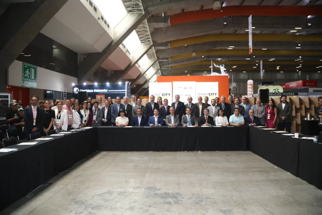 Firma Pepe Chedraui Carta Intención “Red SI4Puebla”