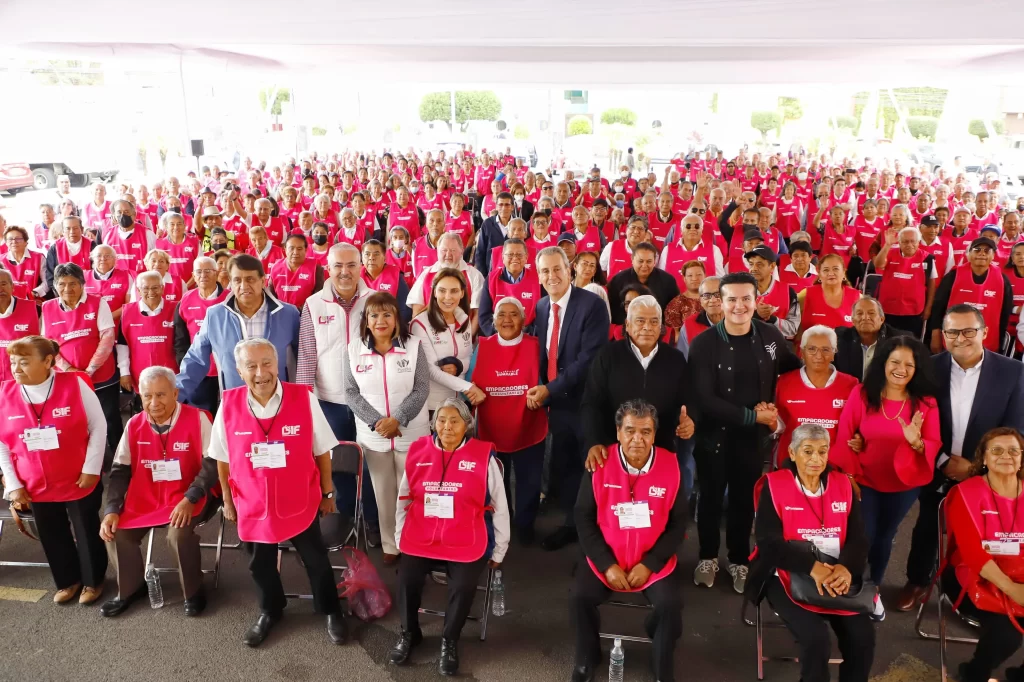 Firman convenio de colaboración SMDIF y la Gran Bodega para reforzar el programa de “Empacadores Voluntarios”