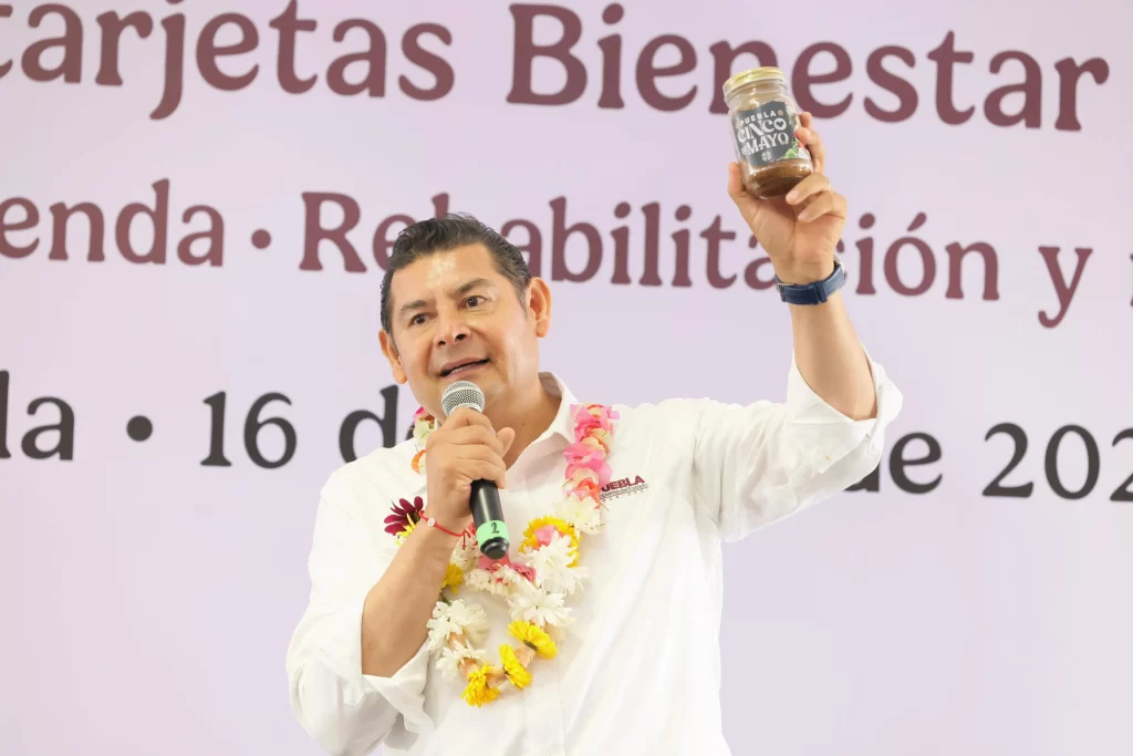 Sheinbaum y Armenta impulsan riqueza comunitaria con Tiendas del Bienestar
