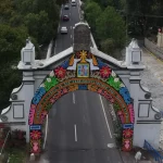 Histórica la colocación de arco floral en el Puente de México previo al inicio de la “Feria Cuautlancingo 2025”: Omar Muñoz