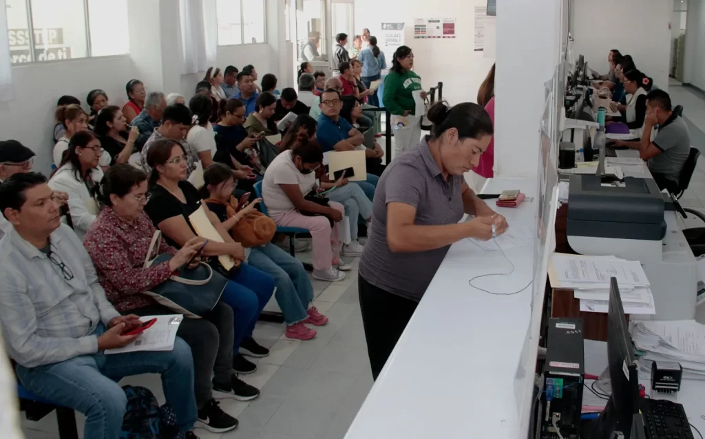 ISSSTEP continúa su campaña de credencialización gratuita para derechohabientes 