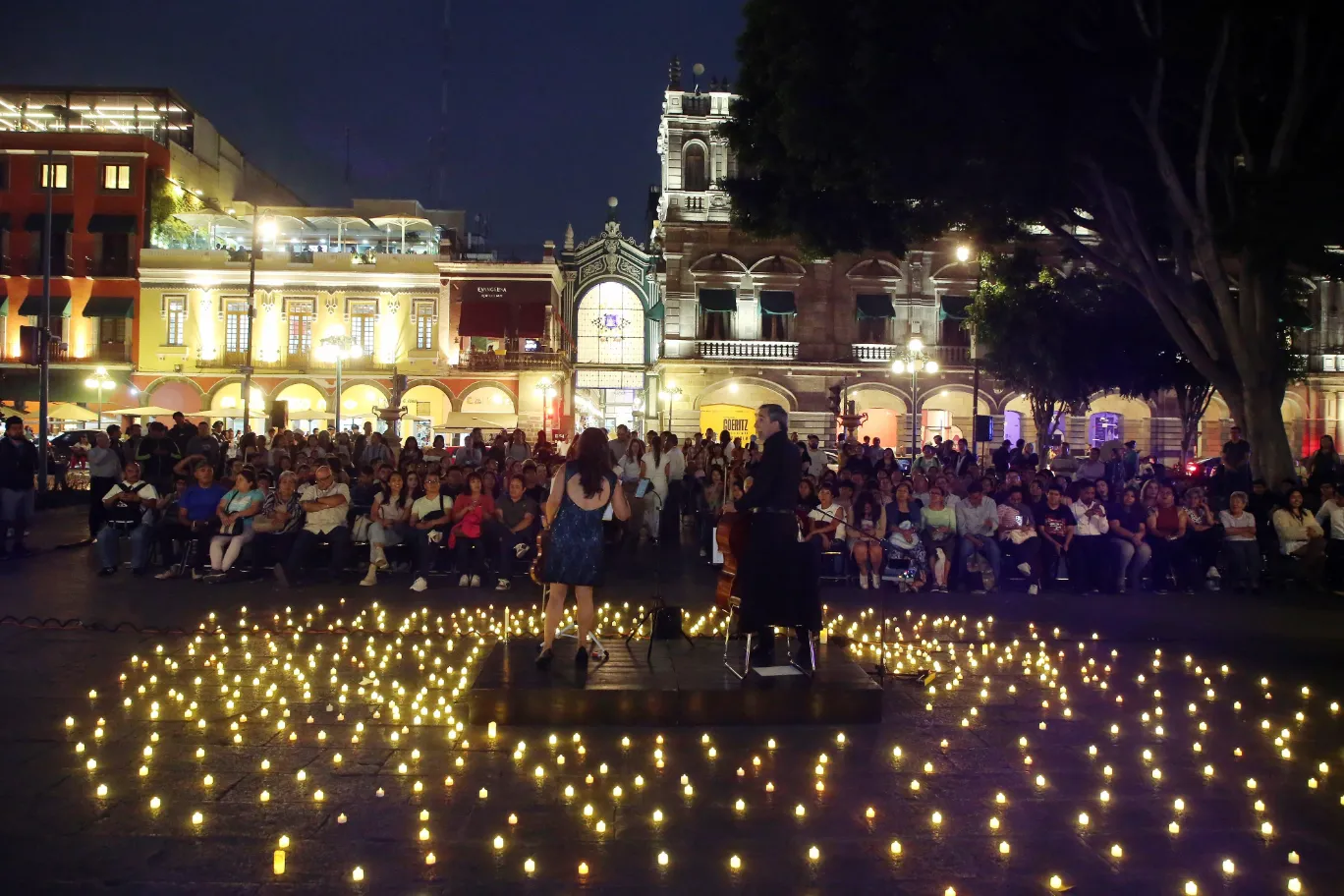 Invita IMACP a disfrutar del “Zócalo Entre Velas” con Lulú García en el marco de la FILIP