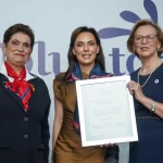 Recibe MariElise Budib el nombramiento como presidenta honoraria del Voluntariado de Damas de la Cruz Roja Mexicana