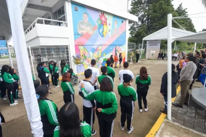 Se impulsa Educación Inclusiva con mural en Lengua de Señas Mexicana