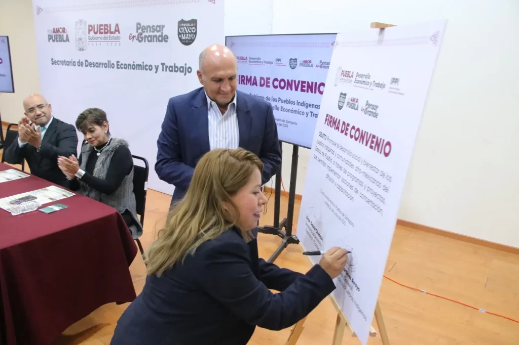 Sedetra, IPPI y Colegio de Puebla firman convenio para el impulso económico a pueblos originarios
