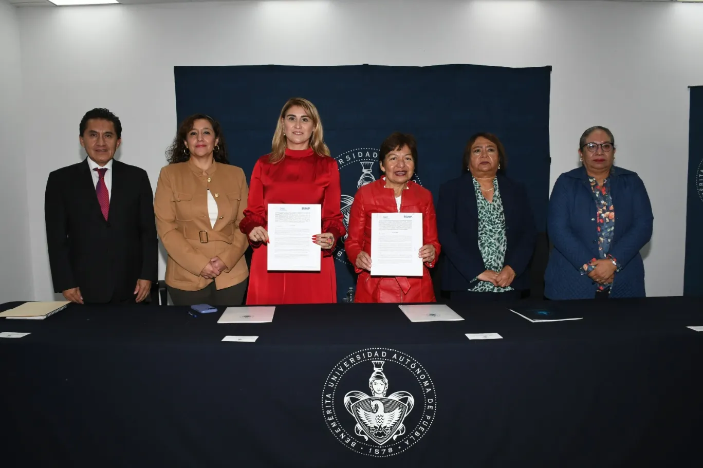 Firman convenio BUAP y Fiscalía General del Estado de Puebla