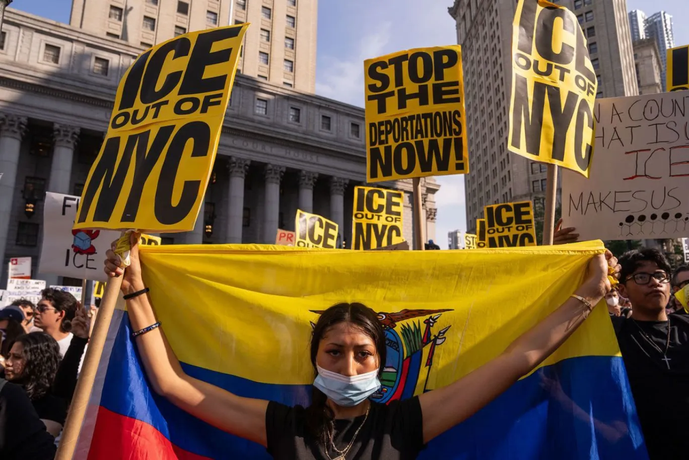 Toque de queda en Los Ángeles; protestas se trasladan a Nueva York, Boston y Chicago