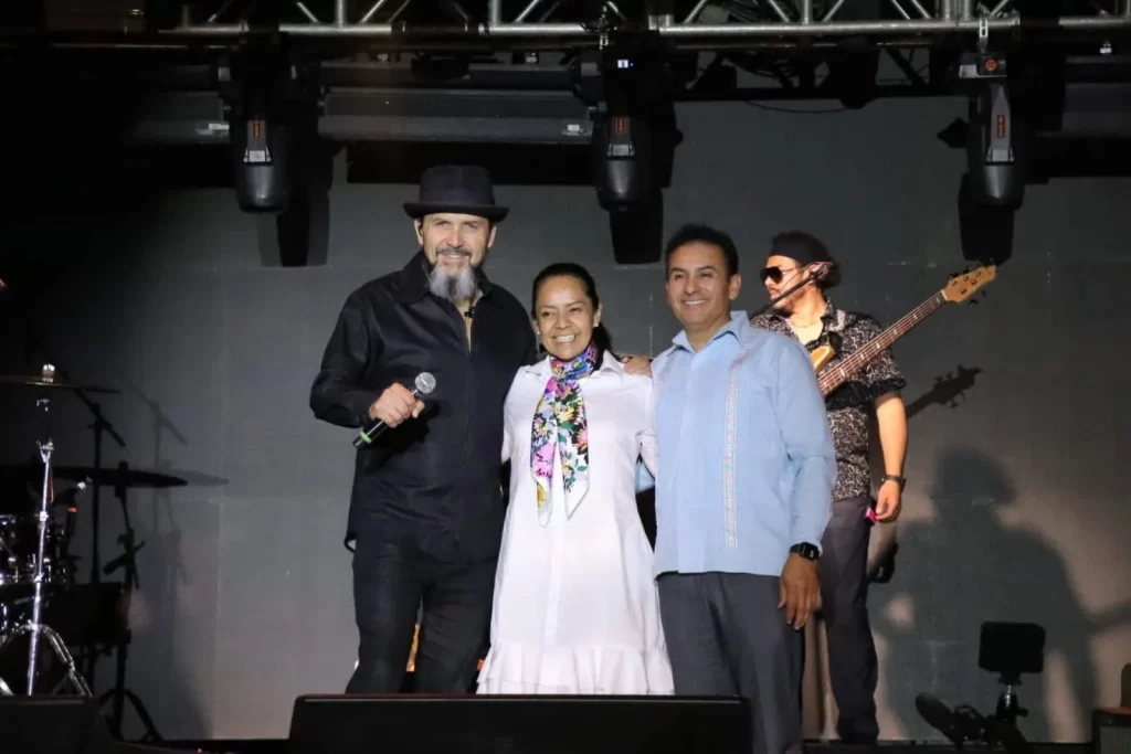 Ariadna Ayala, inaugura la Feria de Atlixco 2025 con concierto de Reyli Barba