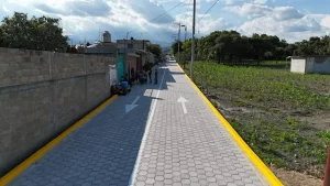 Ariadna Ayala, presidenta de Atlixco, beneficia a más de 1,800 habitantes con la entrega de pavimentación en San Miguel Ayala