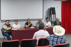 Atiende Gobierno de Tonantzin Fernández a representantes de los pueblos originarios