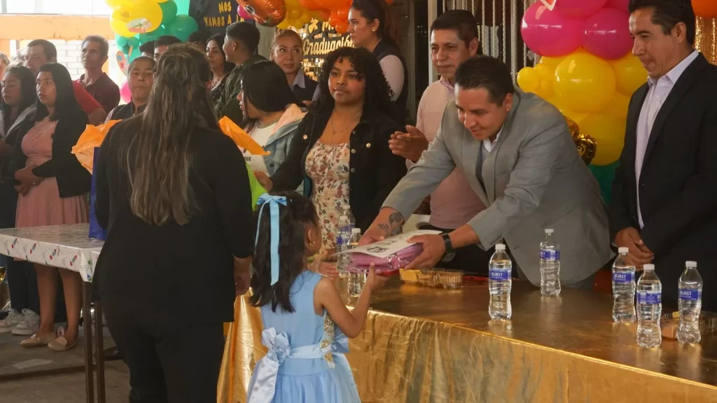 #AyúdanosaAyudar apadrina generación 2025 del preescolar Américas Unidas