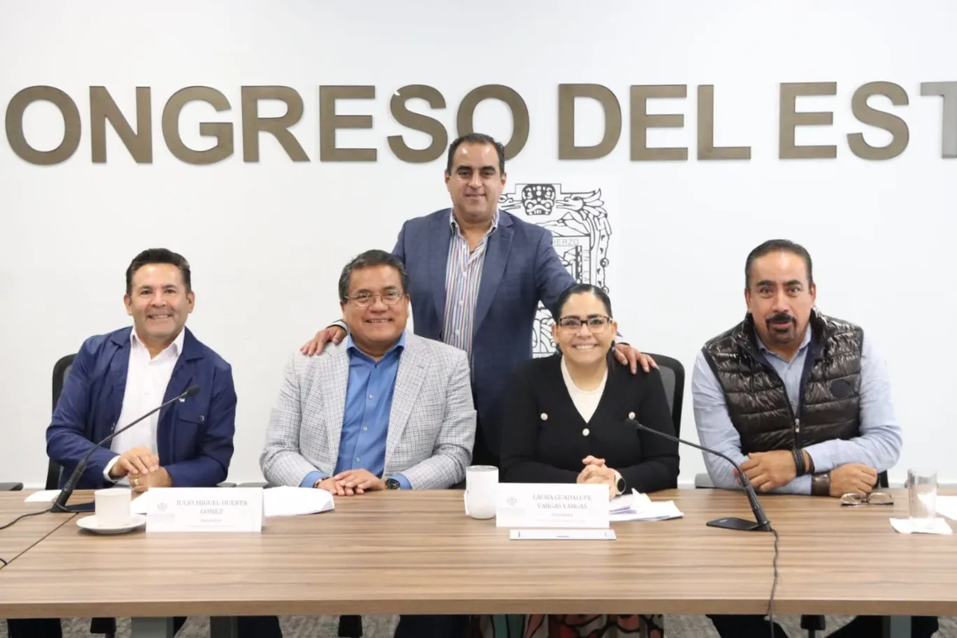 Congreso donación de predios a favor de la SMT, DIF Municipal y Casa del Abue