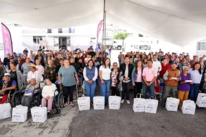 Continúa Lupita Cuautle con entrega de apoyos alimentarios a familias sanandreseñas
