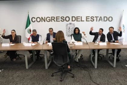 Dialogan en Comisión del Congreso sobre Comunicación de la Ciencia Política Científica