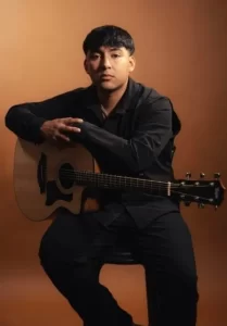 “Hastalavrg” es el nuevo sencillo del cantante y compositor Plazencia