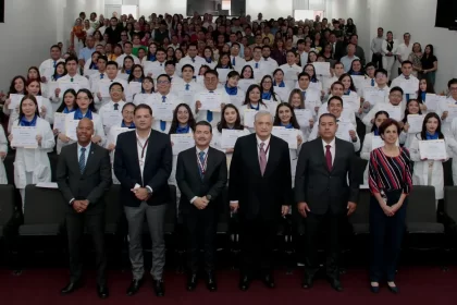 ISSSTEP impulsa formación de médicos de pregrado con sentido humanista