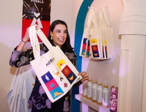 La secretaria de Turismo del Gobierno de México, Josefina Rodríguez y el gobernador Alejandro Armenta, presentaron “Puebla, el Latido de México”