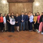 Omar Muñoz y Tere Alfaro se reúnen con directoras de los 12 CAIC de Cuautlancingo