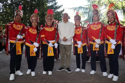 Orgullo nacional: Fuego Azteca MB triunfa en festival francés