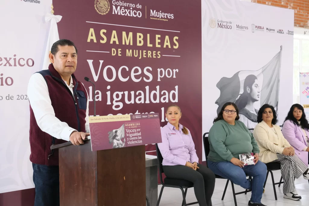 Por seguridad de las mujeres, gobierno federal y estatal establecen asambleas de "Escucha Activa"