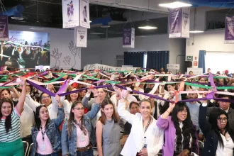 Seguridad con Bienestar: Secretaría de Mujeres entrega Cartilla de Derechos a poblanas