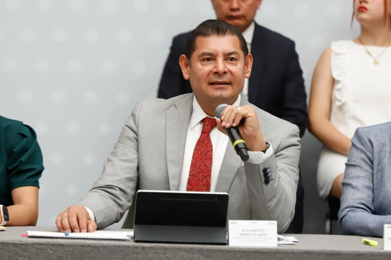 Seguridad y protección a menores violentados brinda el gobierno de Puebla