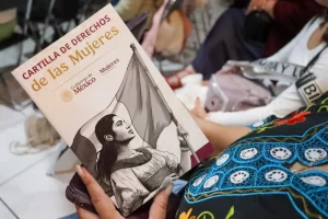 Tonantzin Fernández encabeza Asamblea de Mujeres por la Igualdad y contra las Violencias en San Pedro Cholula