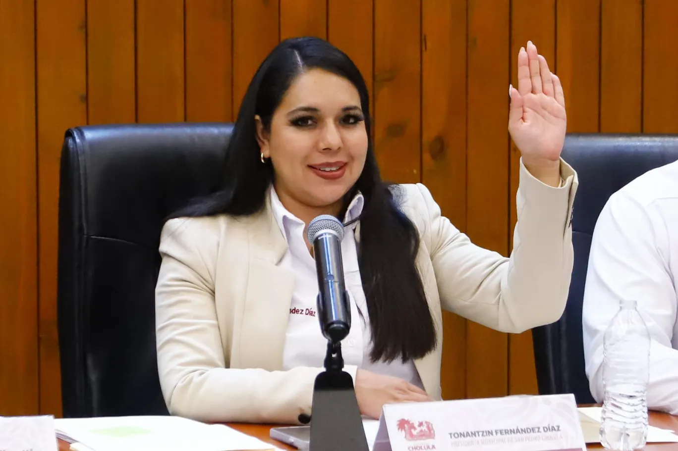 Tonantzin Fernández impulsa programa “Mujeres Heroínas”