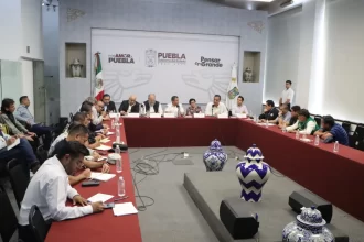 Tras diálogo y acuerdos con transportistas de la AMOTAC, gobierno atiende demandas