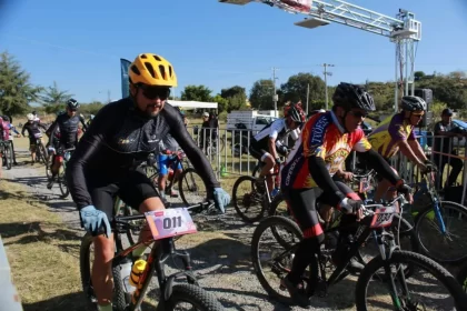 ¡Ariadna Ayala presidenta de Atlixco te invita a formar parte de la Carrera Tepetl 2025!