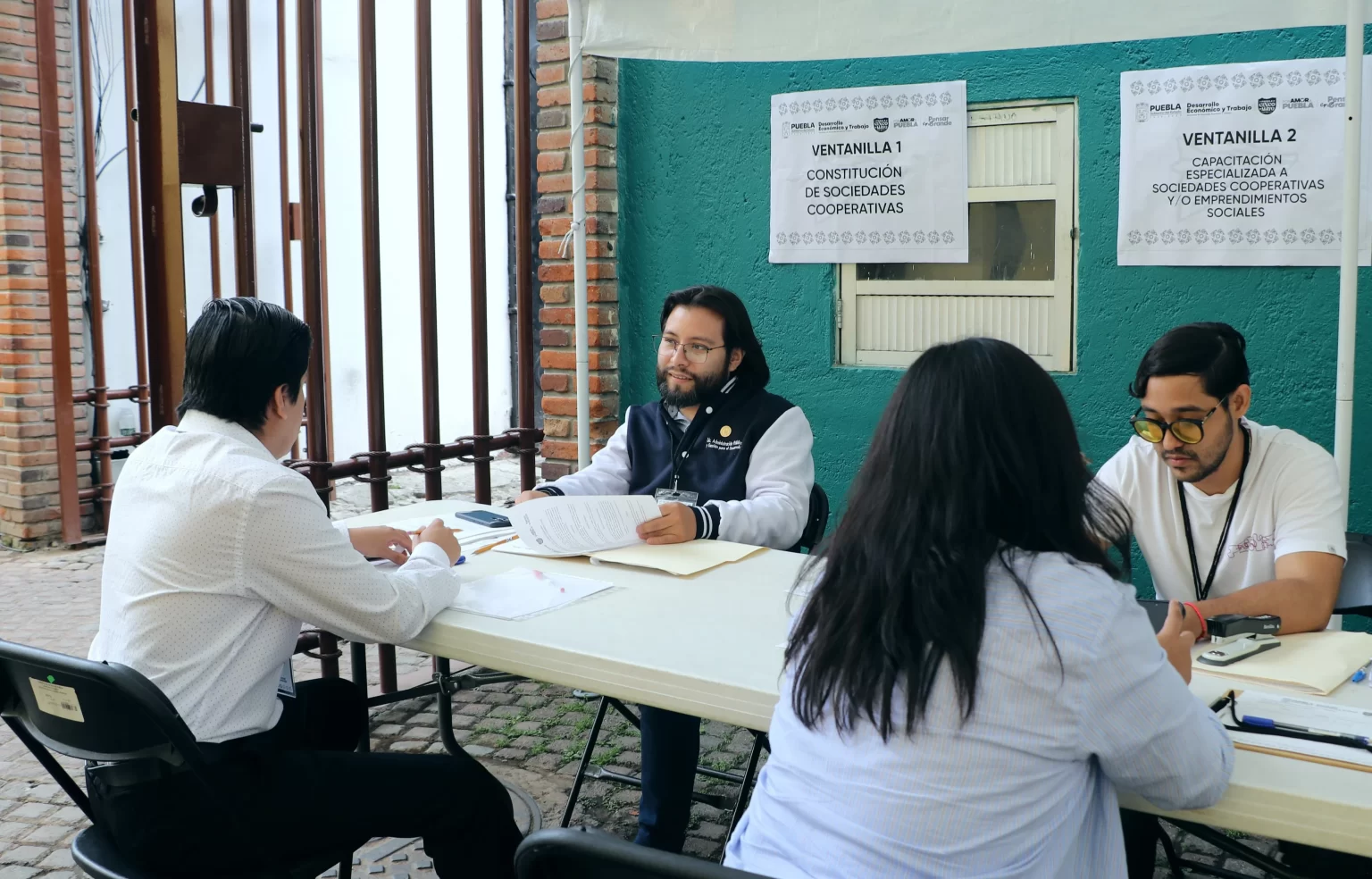 Con capacitación, gobierno impulsa construcción de la paz y economía social