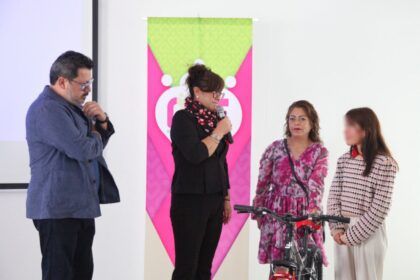 Promueve DIF Puebla Capital plática de emprendedurismo en estudiantes del bachillerato híbrido