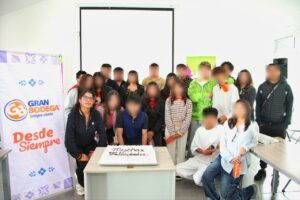 Promueve DIF Puebla Capital plática de emprendedurismo en estudiantes del bachillerato híbrido