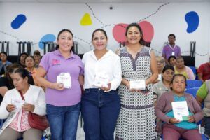 Entregan medicamentos gratuitos a pacientes con enfermedades crónicas en San Andrés Cholula