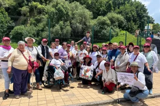 Recibe Gobierno de Cholula a visitantes del programa Colibrí de Plata