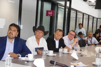 Líderes migrantes realizan recorrido en la Capital de la Tecnología y Sostenibilidad imagen 1