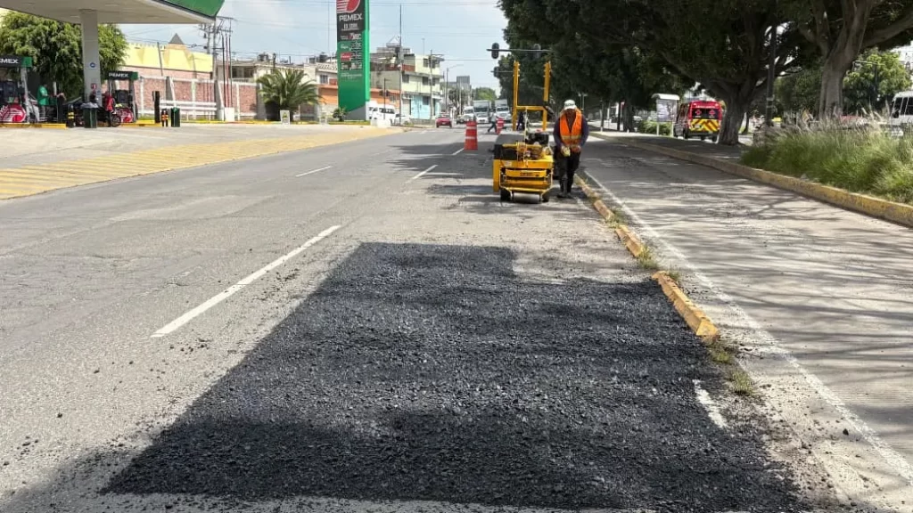 Campaña Capitalina Bacheando Puebla: transformación de vialidades imagen 3