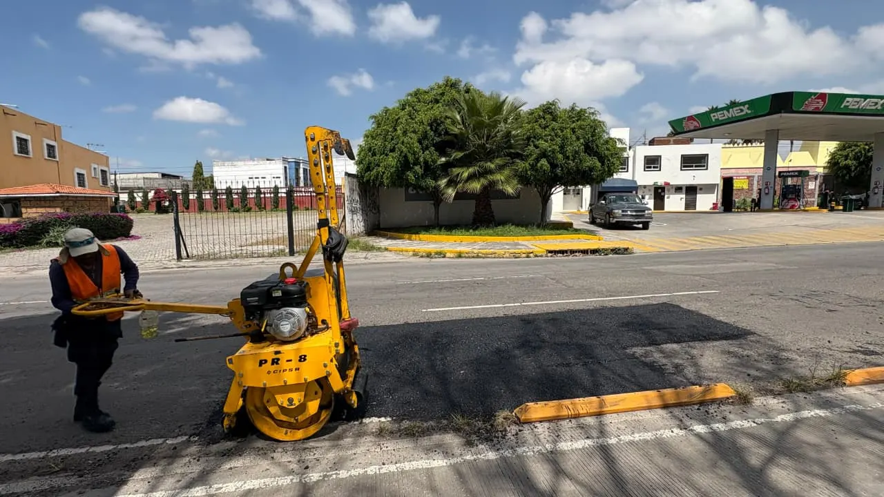 Campaña Capitalina Bacheando Puebla: transformación de vialidades imagen 1