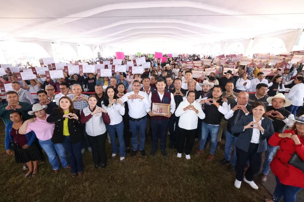 Con una inversión de 187 mdp, gobierno estatal beneficia a microrregiones de Ahuazotepec y Xicotepec imagen 3